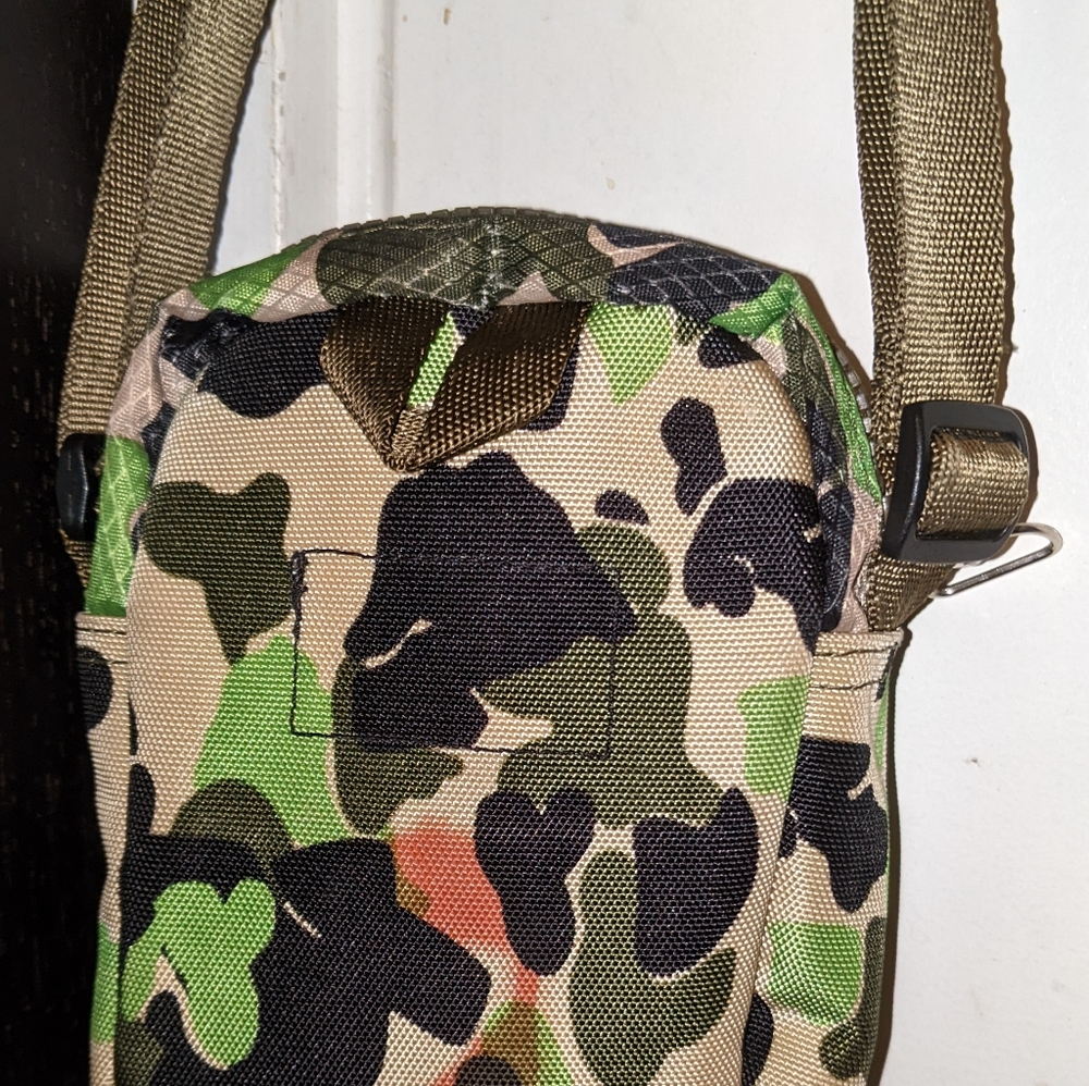 Converse pouch crossbody bag - Picture 4 of 4